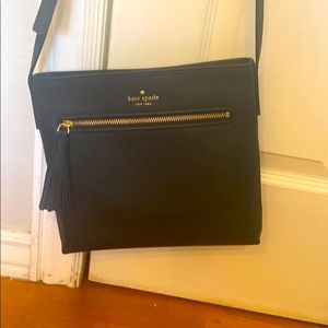 Kate spade black crossbody purse